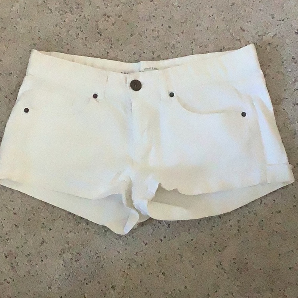 Mossimo Supply Co. white denim shorts. Size 9. Like new